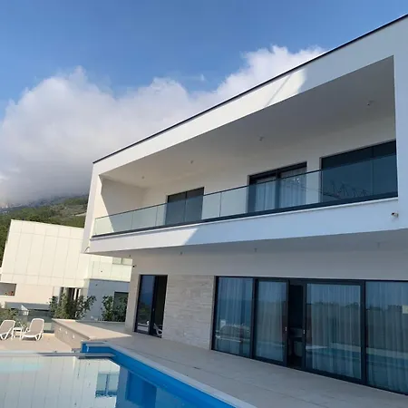 Berulia Villa