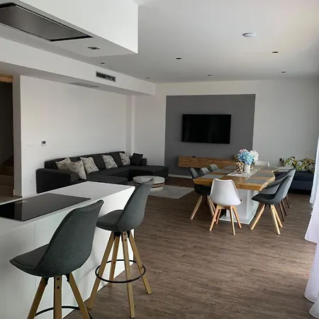 Berulia Villa Baska Voda
