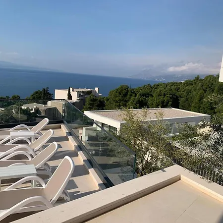 Berulia * Baska Voda